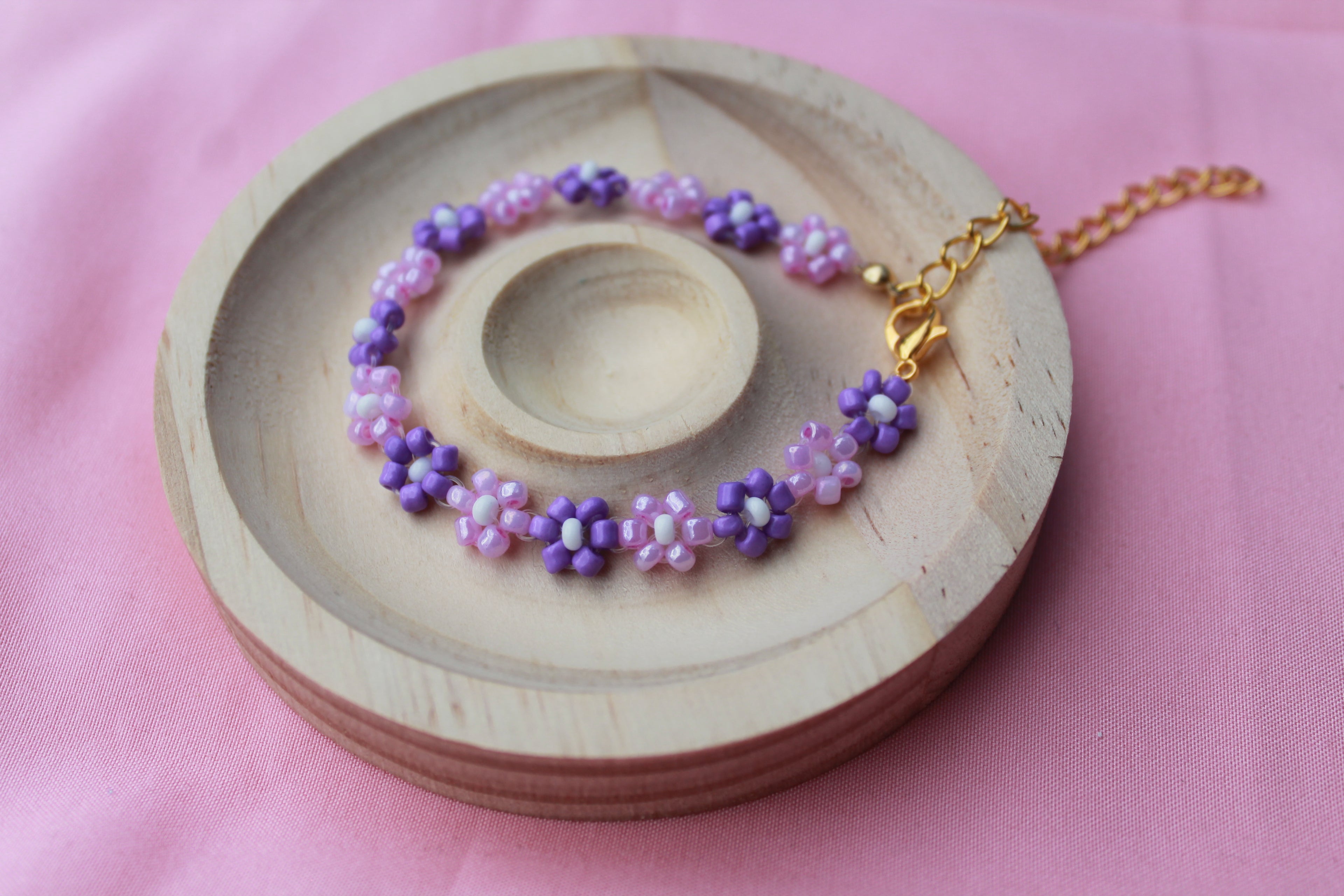 Handmade Daisy Chain Beaded Bracelet | Pastel Flower Jewellery, Adjustable Clasp