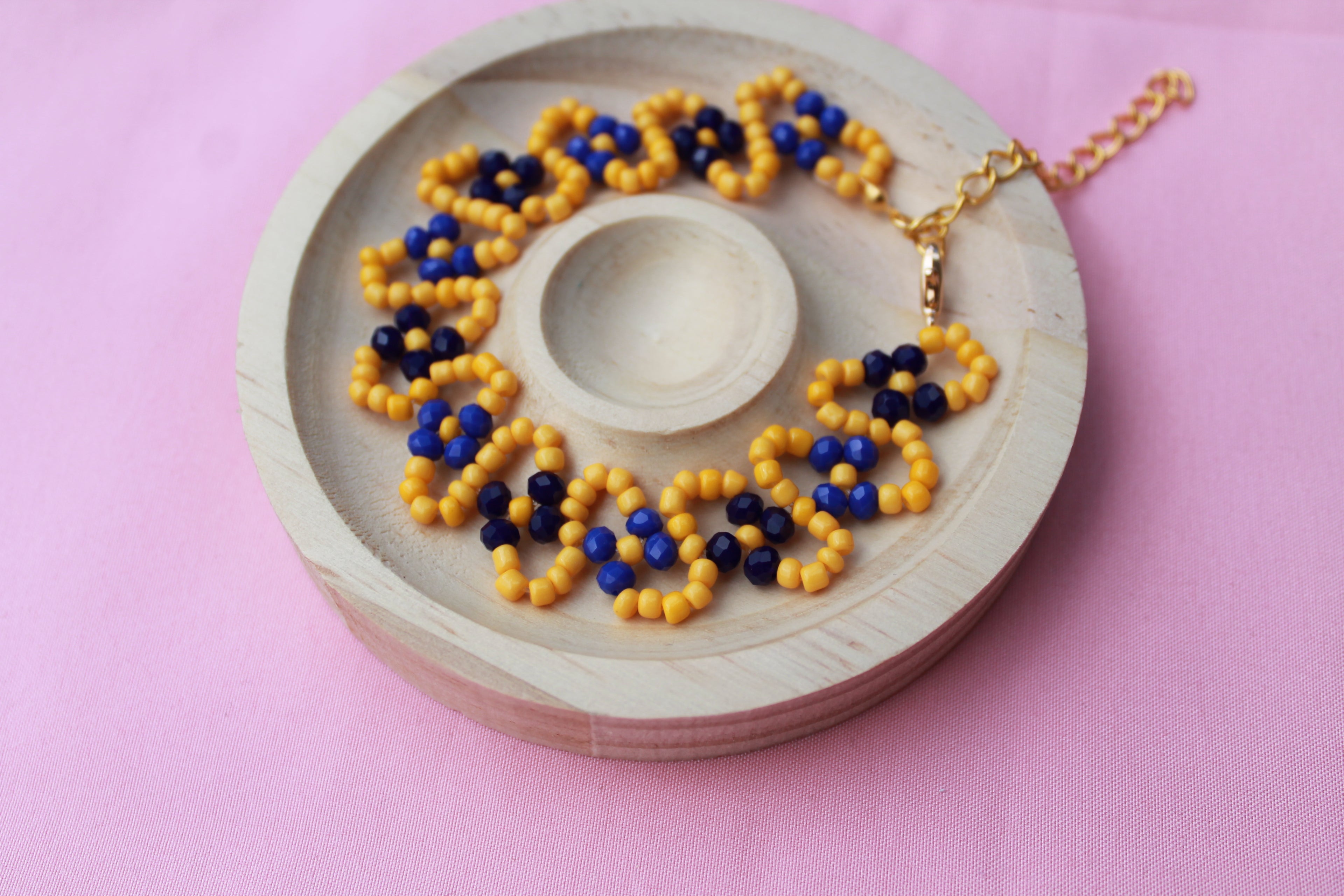 Twisted Floral Beaded Bracelet